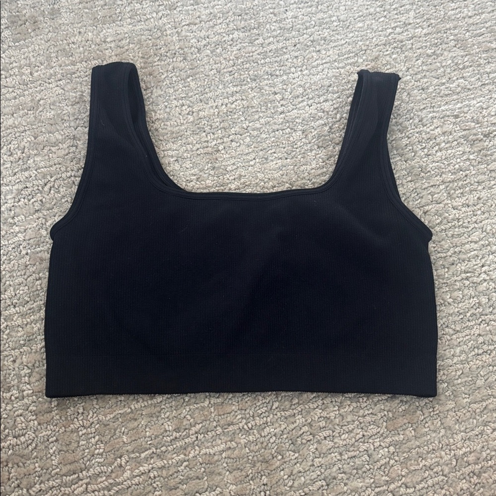 SET Black Ribbed Crop Top - Picture 2 of 2